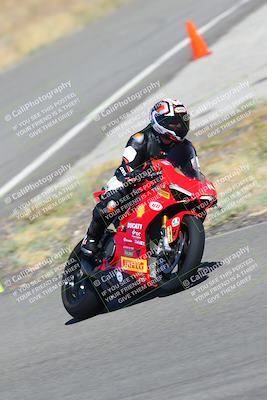 media/Oct-14-2023-TrackXperience (Sat) [[0517685739]]/Level 1/session 4 turn 6/